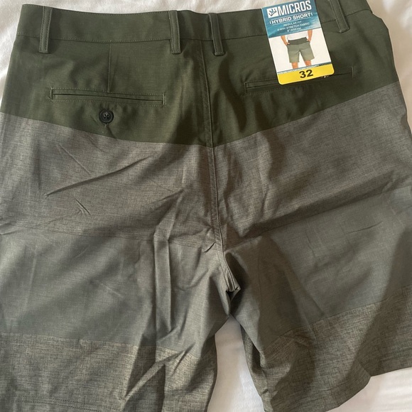 Brand New with tags - Picture 2 of 3